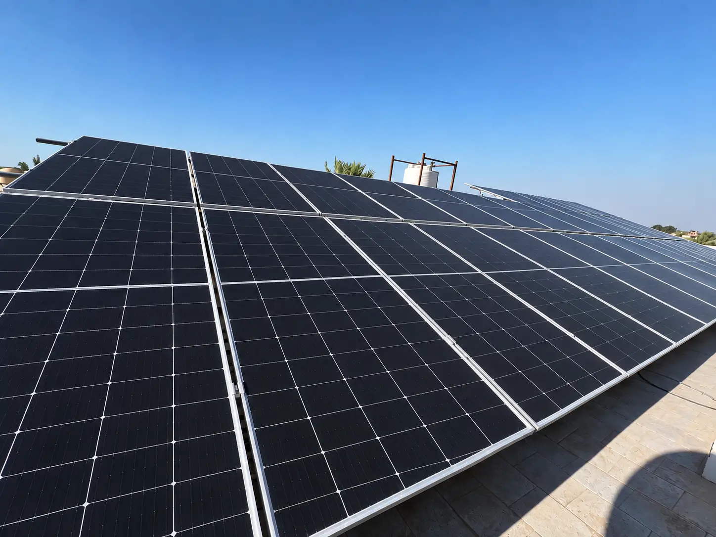 محطة طاقة شمسية 24 كيلو وات لخدمة مزرعة بنظام Off-Grid ( 3 فاز ) في الإسماعيلية.
